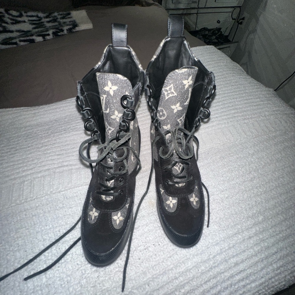 Louis Vuitton Black and Gray Combat Boots with Lace-Up Design